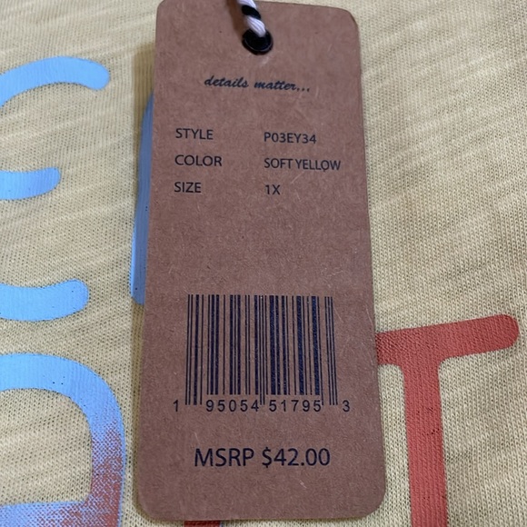SPERRY yellow graphic tee shirt. 1X - Picture 7 of 7